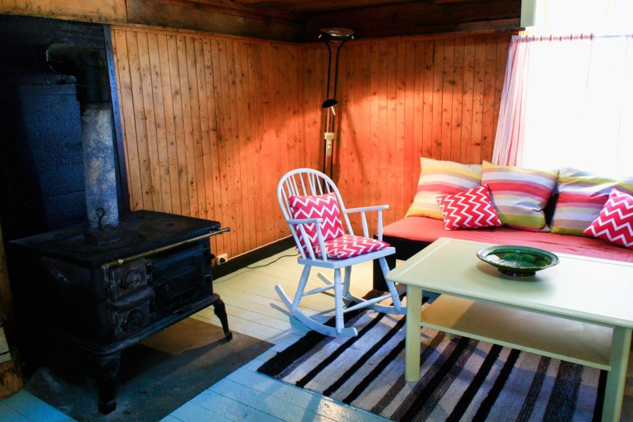 Kraemmervika Rorbuer - Rustic Cabins In Lofoten Ballstad Exterior photo