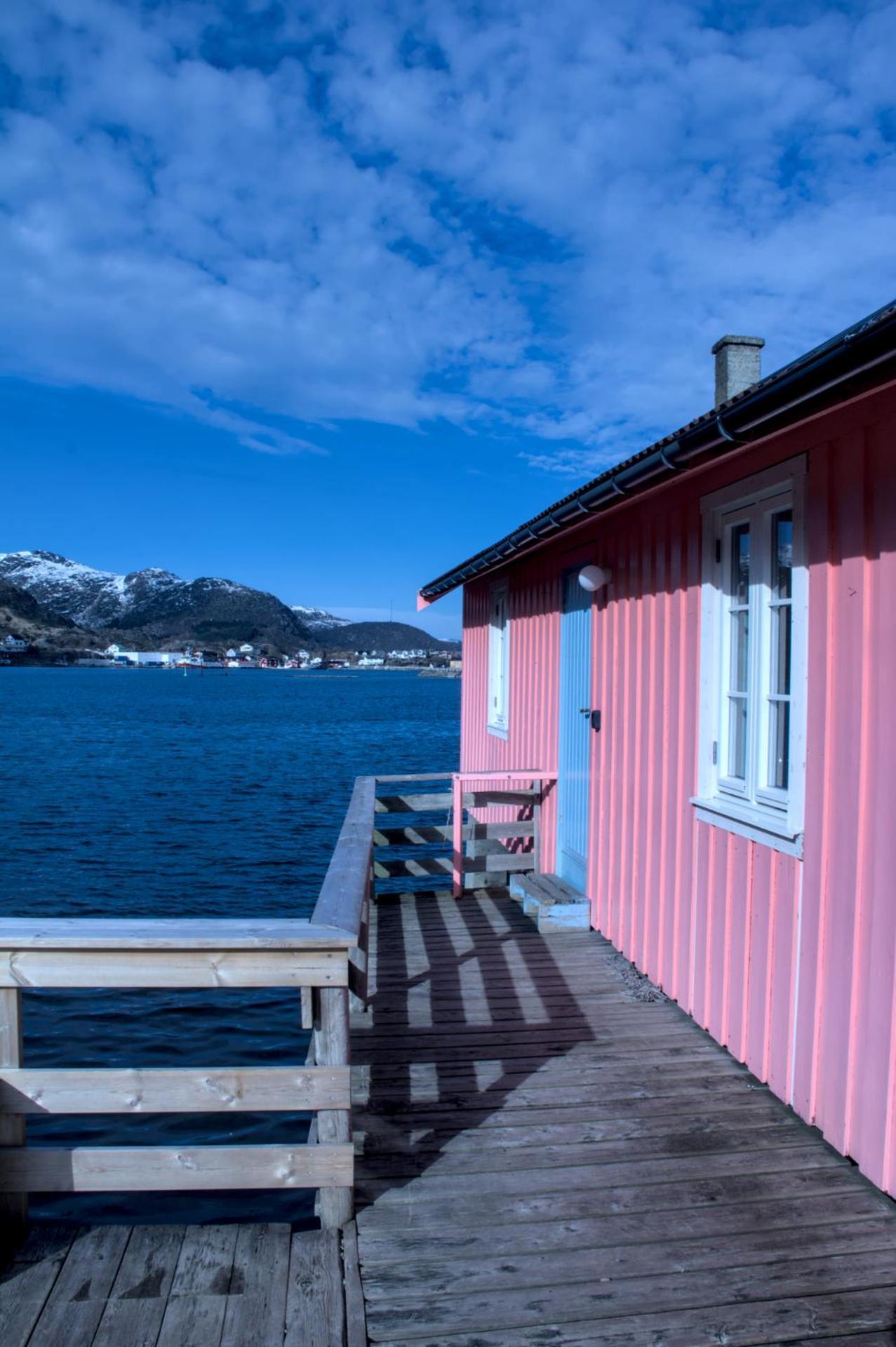Kraemmervika Rorbuer - Rustic Cabins In Lofoten Ballstad Exterior photo